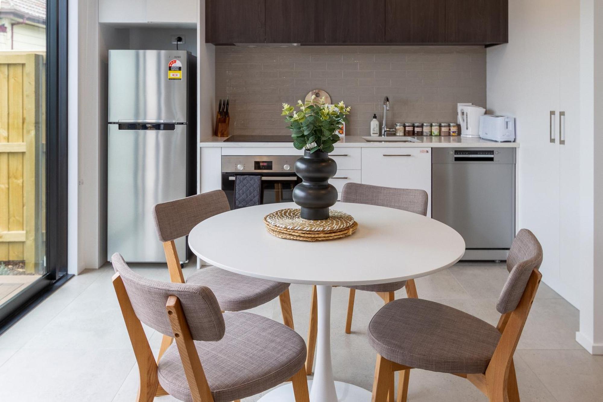 2Br Townhouse: Cosy, Close To City, Car Park Christchurch Dış mekan fotoğraf